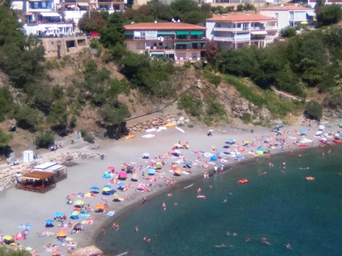 Ca La Nuri Pis 3 Appartement Llança Buitenkant foto